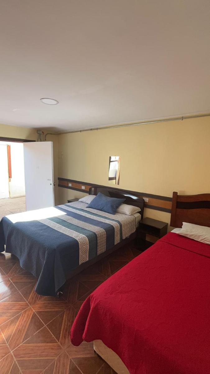 HOSTAL 469