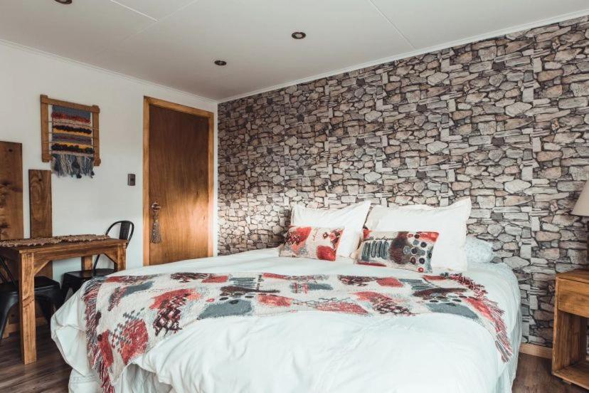 Hostal Lago Cóndor