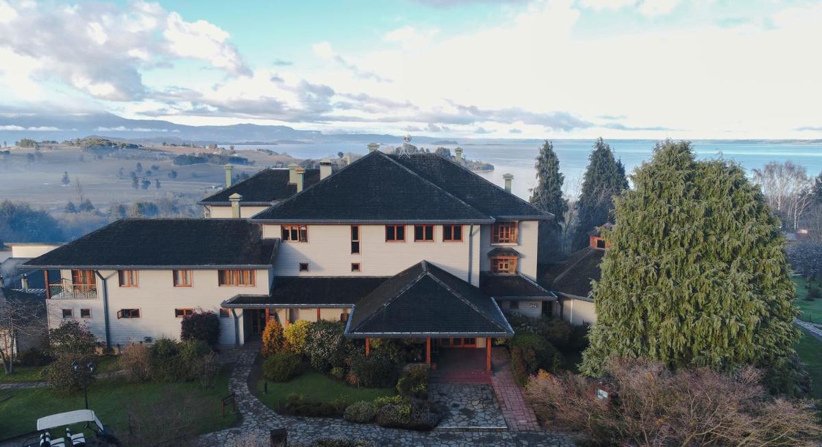 Hotel y Cabañas Lago Ranco - Caja los Andes