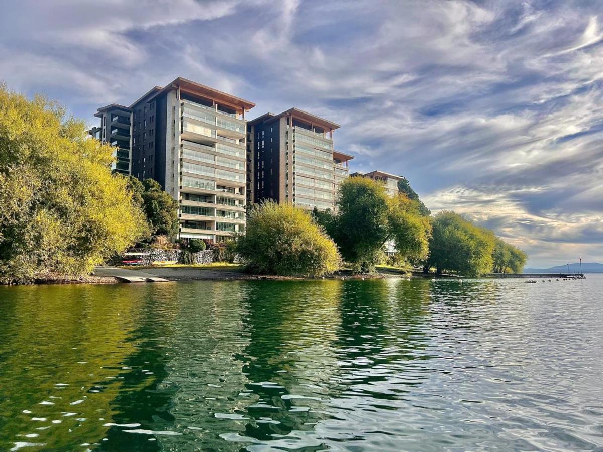 Parque Pinares, primera línea con acceso al lago