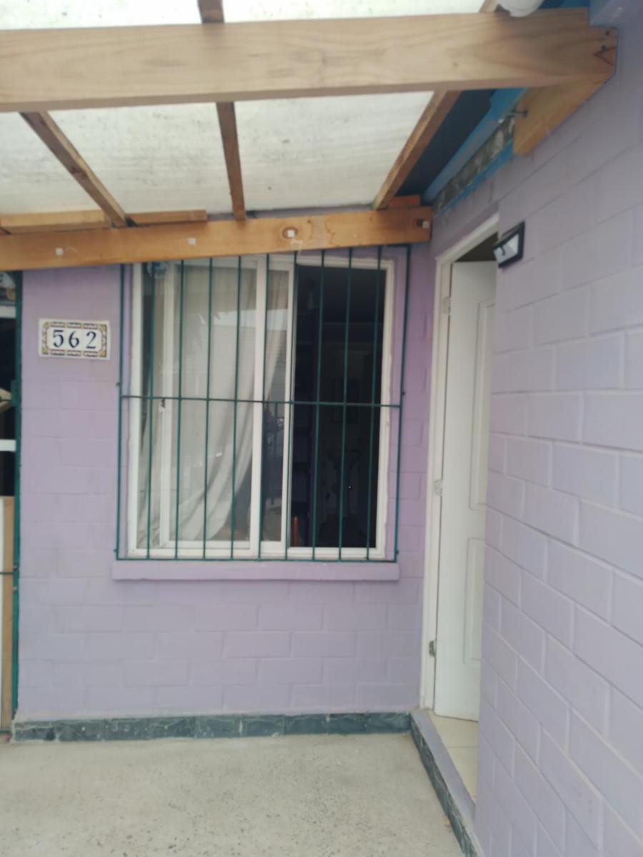 Pieza individual con baño privado en sector Puertas del mar