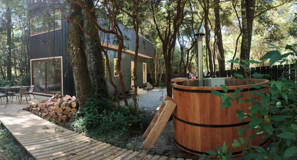 Tree lodge molco